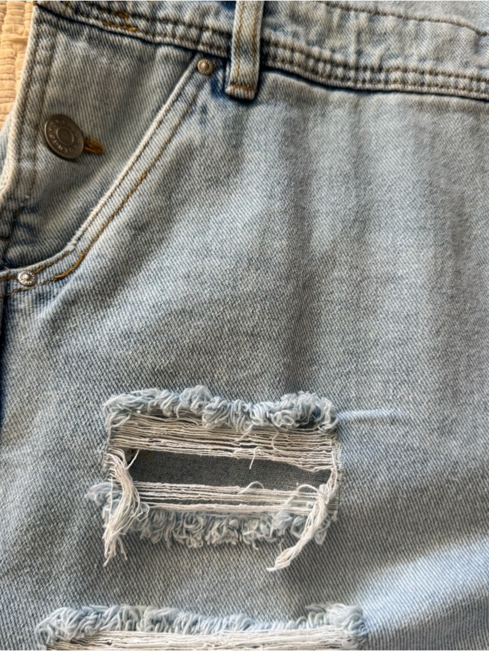 Refuge Denim Distressed Overall Shorts Light Wash Y2K Festival Bib L - Picture 11 of 14